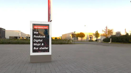 Advertising Display Outdoor LCD Digital Signage Totem with Ar Coating for Airport 